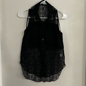 MATERIAL GIRL LACE TOP
